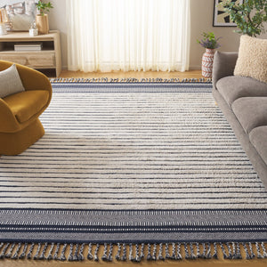 Safavieh Kilim Bohemian Handwoven Area Rug In Ivory And Black - Artisanal Elegance For Your Home Decor Navy ,Natural Cotton Pile Klc401n-4