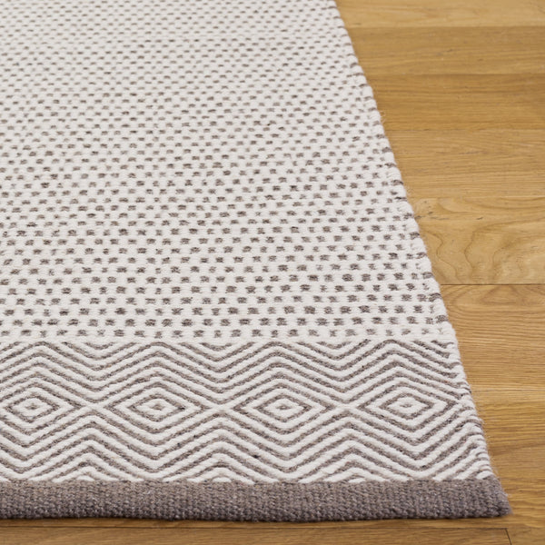 Safavieh Kilim Hand‑Woven Beige Ivory Geometric Rug, 5X8 Medium, Cotton‑Wool Blend Low‑Profile For Living Spaces 5'-0" x 8'-0" KLM855B-5