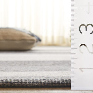 Safavieh Kilim Contemporary Area Rug With Geometric Pattern - Elegant, Durable Design For Modern Spaces Grey ,Charcoal 90% Wool,10% Polyester Klm877f-6