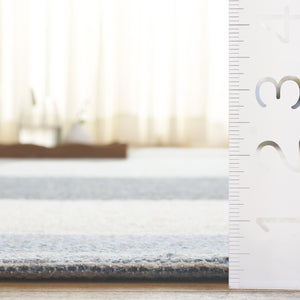 Safavieh Kilim Contemporary Runner Rug - Elegant Geometric Design For Stylish Home Decor And Comfort Beige ,Blue 90% Wool,10% Polyester Klm878b-5