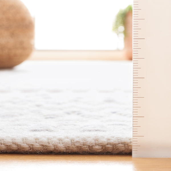 Safavieh Kilim 954 Hand Woven Solid & Tonal Rug Ivory / Grey 5' x 8'