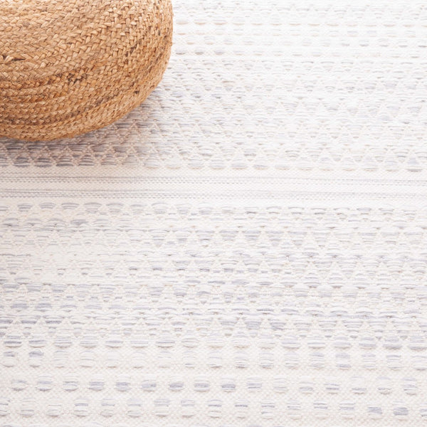 Safavieh Kilim 954 Hand Woven Solid & Tonal Rug Ivory / Grey 5' x 8'