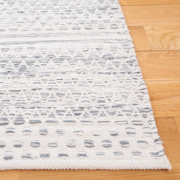 Safavieh Kilim 954 Hand Woven Solid & Tonal Rug Ivory / Dark Grey 5' x 8'