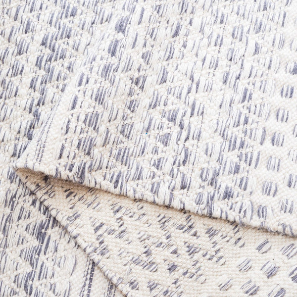 Safavieh Kilim 954 Hand Woven Solid & Tonal Rug Ivory / Dark Grey 5' x 8'