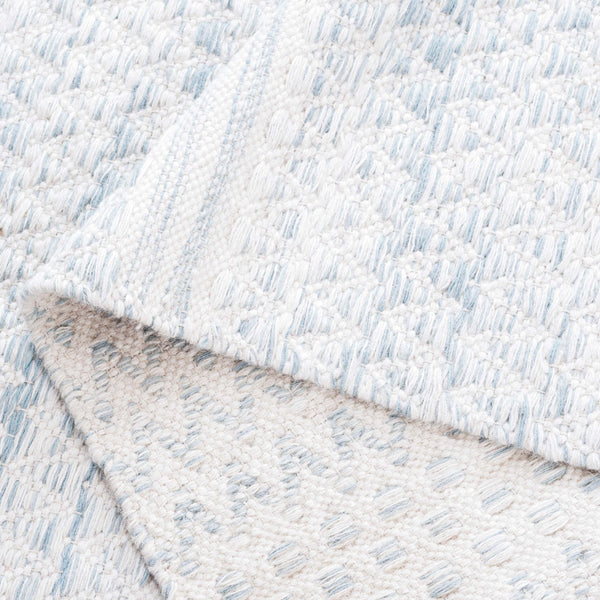 Safavieh Kilim 954 Hand Woven Solid & Tonal Rug Ivory / Light Blue 5' x 8'