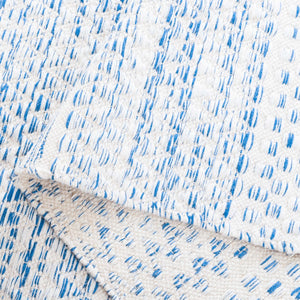 Safavieh Kilim 954 Hand Woven Solid & Tonal Rug Ivory / Blue 5' x 8'