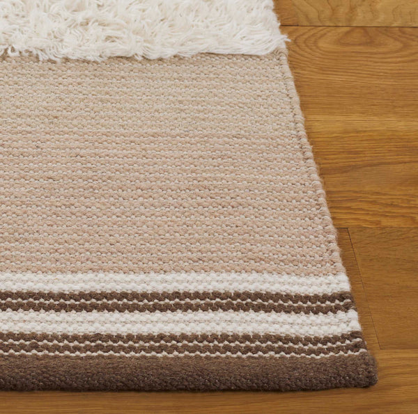 Safavieh Kenya Handwoven Runner Rug - Luxurious Geometric Design For Hallways & Modern Spaces, Crafted In India Beige ,Ivory 80% Wool,20% Cotton Kny280b-5