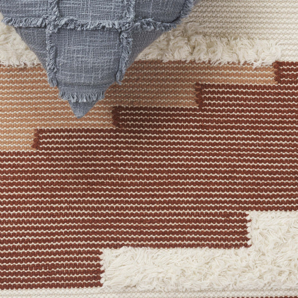 Safavieh Kenya Handwoven Runner Rug - Luxurious Geometric Design For Hallways & Modern Spaces, Crafted In India Rust ,Ivory 80% Wool,20% Cotton Kny280p-5