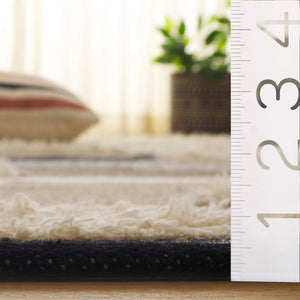 Safavieh Kenya Handwoven Area Rug – Artisan Crafted Luxury For Your Home With Timeless Geometric Elegance Black ,Ivory 80% Wool,20% Cotton Kny280z-6