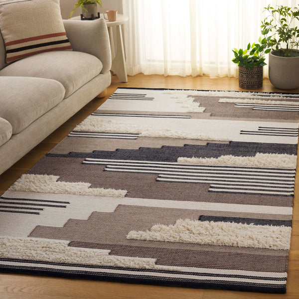 Safavieh Kenya Handwoven Area Rug – Artisan Crafted Luxury For Your Home With Timeless Geometric Elegance Black ,Ivory 80% Wool,20% Cotton Kny280z-6