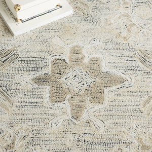 Safavieh Kenya Exquisite Hand-tufted Area Rug - Elegant Floral Design For Timeless Home Decor Sophistication Beige ,Ivory Polyester Pile Kny687b-4