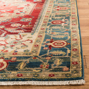 Safavieh Kashan Elegant Traditional Runner Rug With Medallion Floral Motifs, Perfect For Home Décor Style Blue ,Red Polypropylene Pile Ksn306m-4
