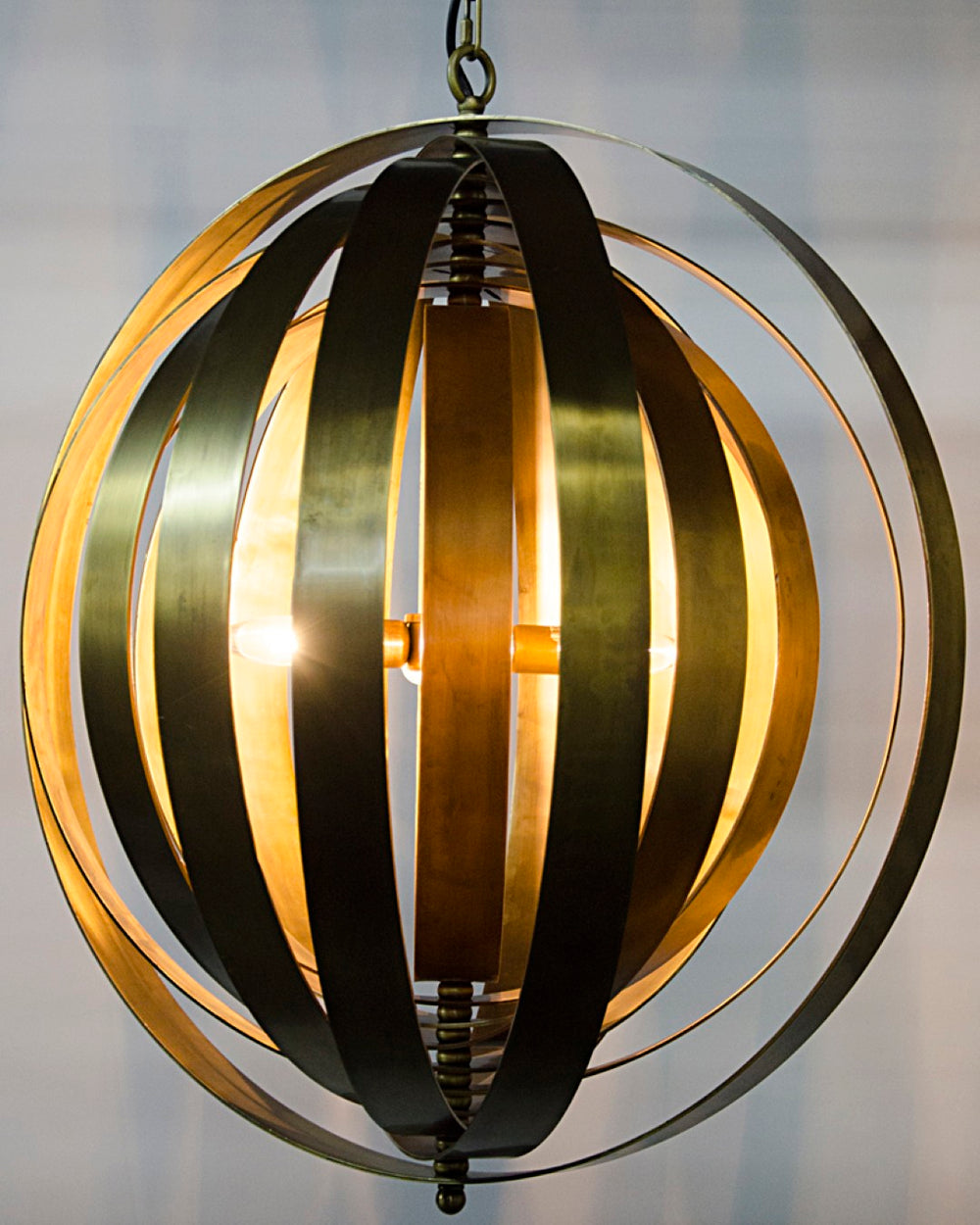 Noir Tournant Pendant - Antique Brass Chandelier for Stylish Illumination in Dining Rooms & Entryways LAMP418MB