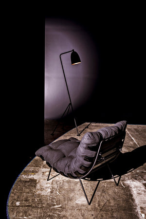 Noir Asti Floor Lamp: Minimalist Black Iron Design for Modern Living Spaces - Stylish Ambient Lighting LAMP445MTB