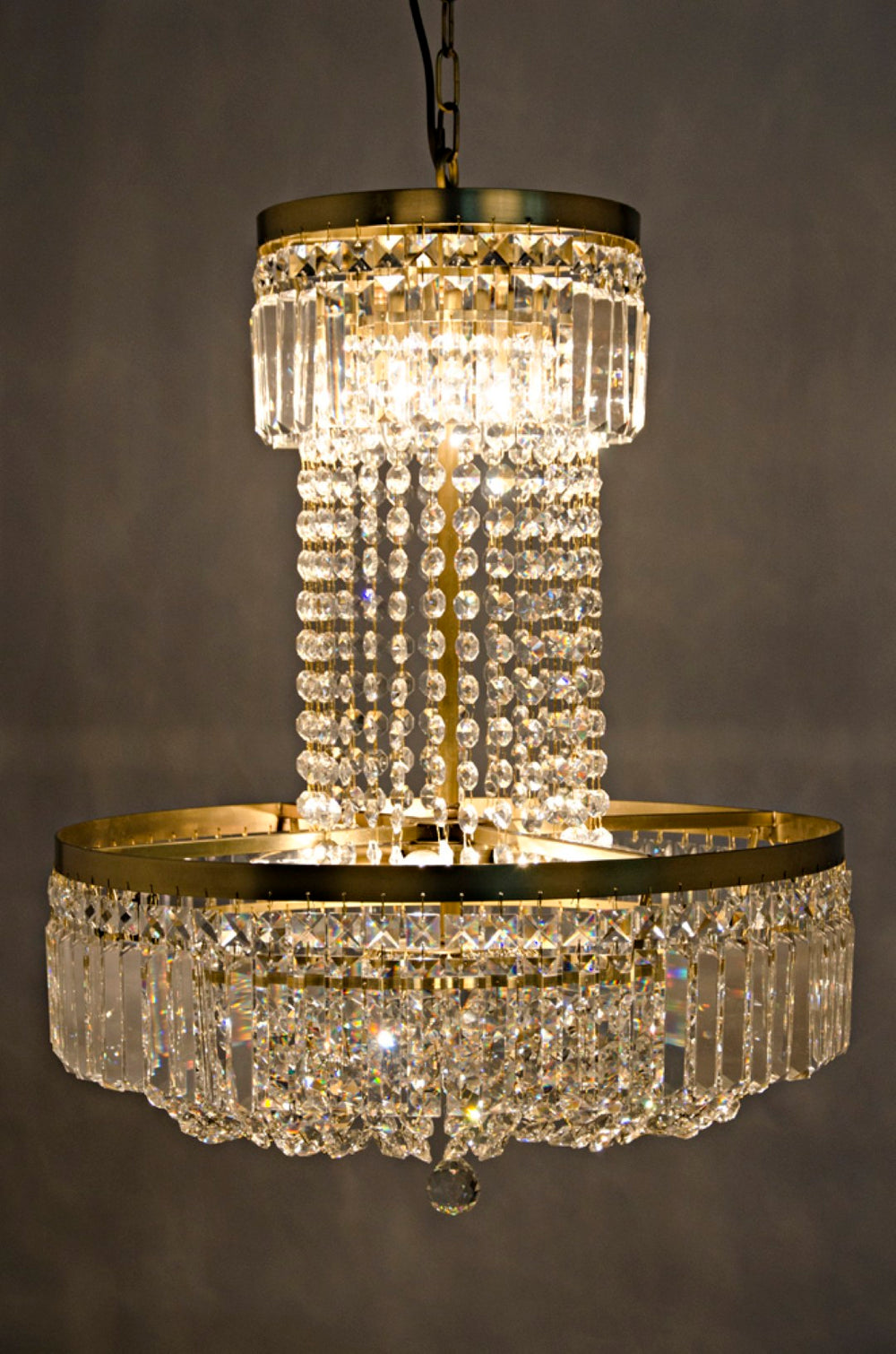 Noir St. Petersburg Chandelier – Elegant Antique Brass and Crystal 8-Bulb Art Deco Centerpiece Lighting LAMP597MB