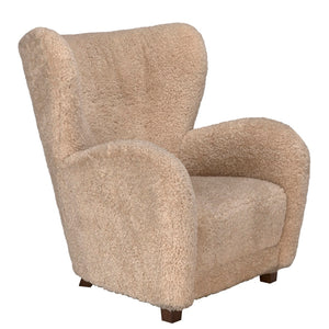Noir Pola Chair - Cozy Contemporary Lounge Seating in Soft Camel Teddy Fleece for Modern Spaces LEA-C0674-1D