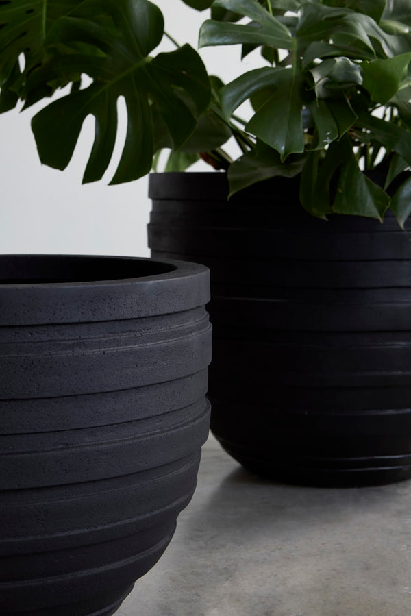 Phillips Collection June Large Planter - Striking Matte Finish With Contemporary Design For Elegant Garden Display Black Resin Ph114652