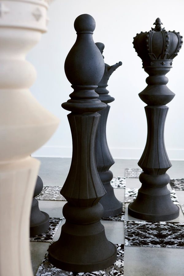 Phillips Collection King Chess Sculpture – Elegant Cast Stone Art Piece For Indoor And Outdoor Chess Enthusiasts White Resin Composite Ph115686