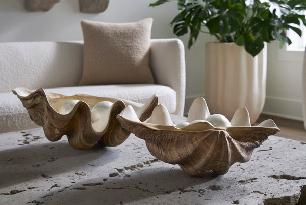 Phillips Collection Cast Clam Shell Bowl – Elegant Coastal Decor Piece For A Touch Of Ocean Charm In Your Home Beige,White Resin Ph115689