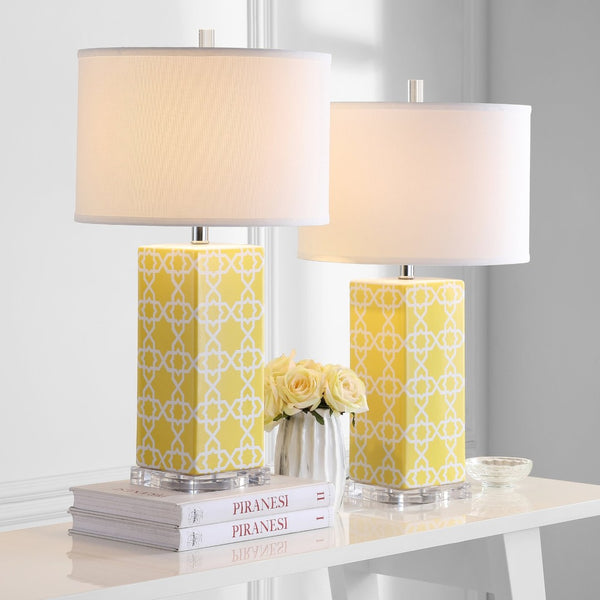 Safavieh QUATREFOIL Table Lamps - Distinctive Ceramic Design with Acrylic Accents for Stylish Illumination Yellow LIT4133G-SET2