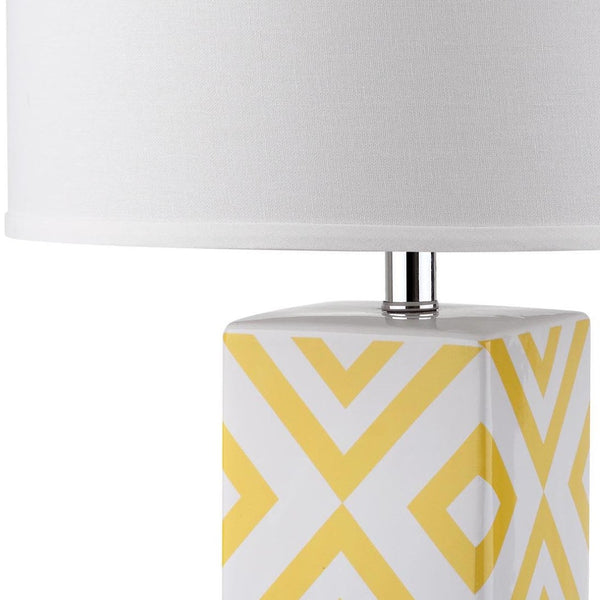 Safavieh DIAMONDS, Sculptural Ceramic Table Lamp Set of 2, 27-Inch Geometric Design for Modern Ambiance Yellow LIT4135G-SET2