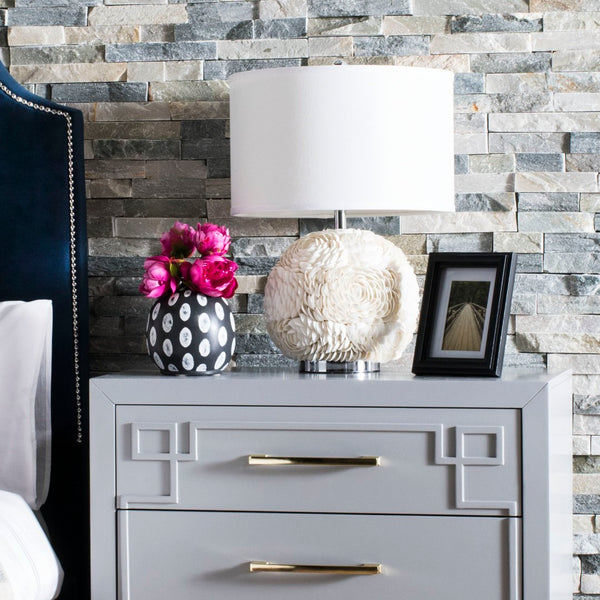 Safavieh PAULEY Shell Table Lamp - Coastal-Inspired Elegance with Warm Ambient Glow for Your Home Décor LIT4297A