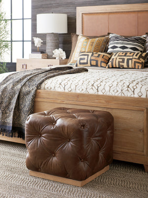 Lexington Tommy Bahama Home Antilles Upholstered Panel Bed - Stylish Global Transitional Design With Leather Headboard & Nailhead Trim Newcastle  566-144c