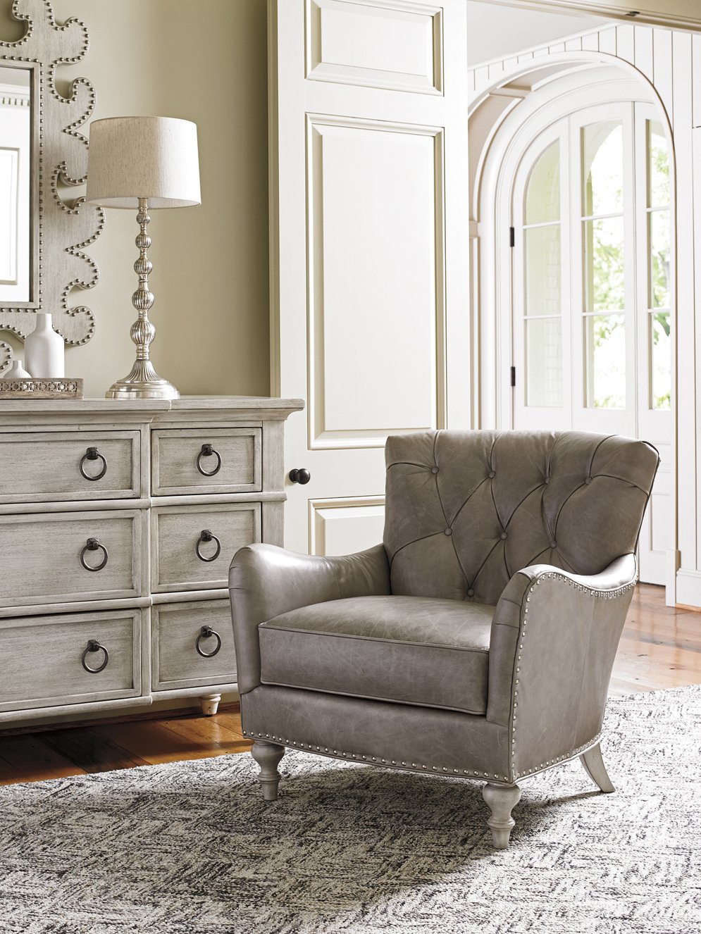 Lexington Westcott Leather Chair – Elegant Transitional Design With Tufted Back And Antique Pewter Accents   Ll7609-11-40