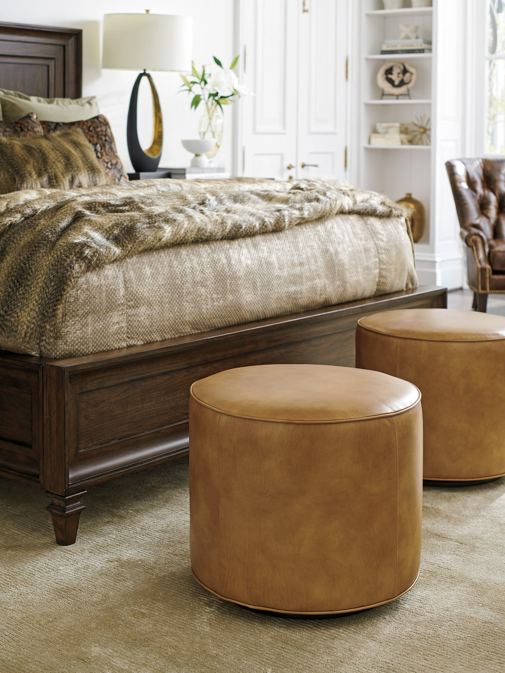 Lexington Waverly Swivel Ottoman - Elegant Walnut Finish With Artisan Metal Base For Modern Transitional Spaces   Ll7941-44sw-40
