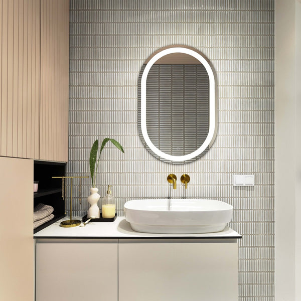 Safavieh CROSBY, 24-Inch LED Mirror with Silver/White Aluminum Frame – Modern Design for Effortless Grooming LMR1002A