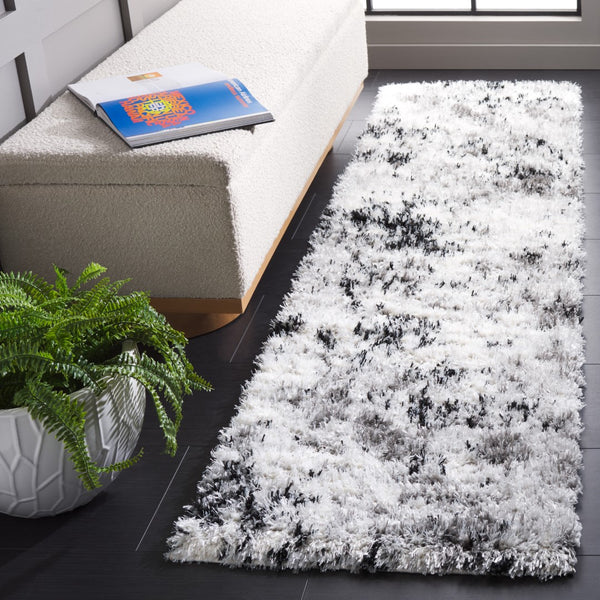 Safavieh Lindsay Shag 556 Power Loomed Shag & Flokati Rug Grey / Black Ivory 2'-2" x 8'