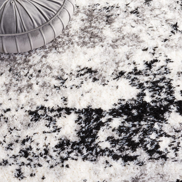 Safavieh Lindsay Shag 556 Power Loomed Shag & Flokati Rug Grey / Black Ivory 5'-3" x 7'-6"