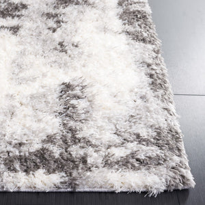 Safavieh Lindsay Shag 558 Power Loomed Shag & Flokati Rug Dark Grey / Grey 5'-3" x 7'-6"