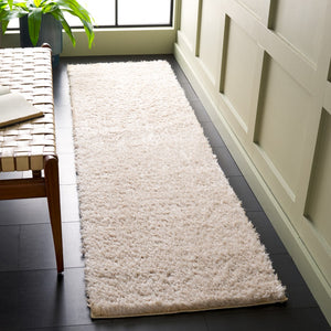 Safavieh Lindsay Shag 560 Power Loomed Shag & Flokati Rug LNS560B-28