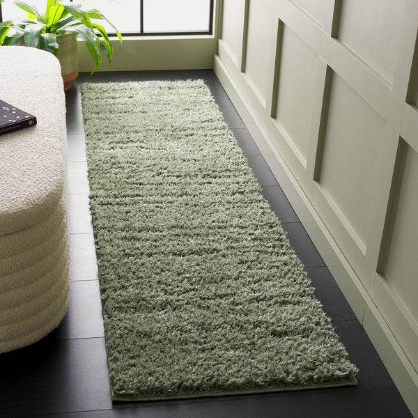 Safavieh Lindsay Plush Green Shag Rug 1.88" Pile - Luxurious Flokati-Style Comfort, Power-Loomed Turkey Elegance 10'-0" x 14'-0" LNS560Y-10