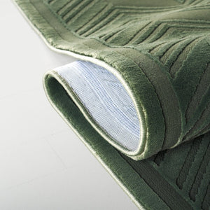 Safavieh Lrl Bolton Chevron Area Rug Power Loomed Polyester Plush Pile for Modern Interiors 5' x 7' LRL1175W-5