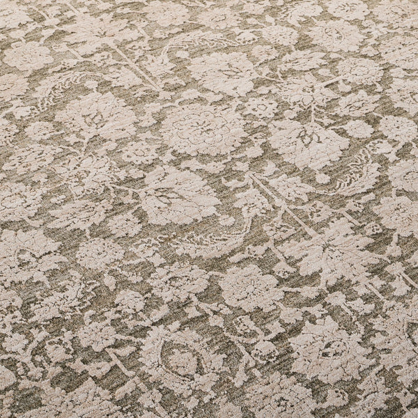 Safavieh Lauren Green And Ivory Transitional Area Rug — Power-Loomed Polyester, Soft 3/8" Pile, Durable Elegance 8'-0" x 10'-0" LRL1781Y-8