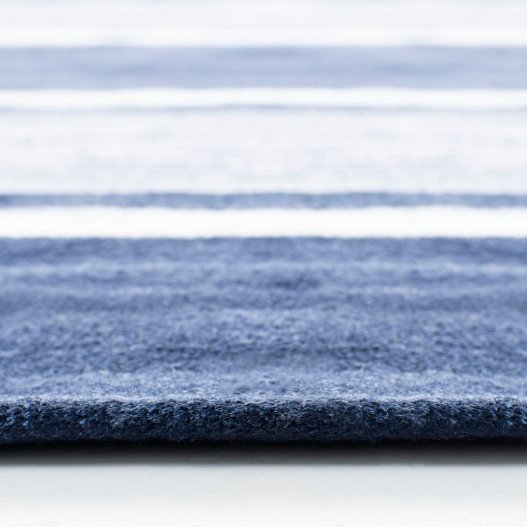 Safavieh Lrl Hanover Flatweave Polyester Stripe Rug Bold Navy Pattern for Living Dining Spaces LRL2461A-6