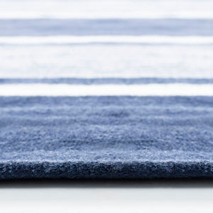 Safavieh Lrl Hanover Flatweave Polyester Stripe Rug Bold Navy Pattern for Living Dining Spaces LRL2461A-6