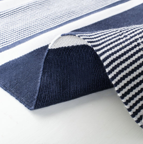 Safavieh Lrl Hanover Flatweave Polyester Stripe Rug Bold Navy Pattern for Living Dining Spaces LRL2461A-6