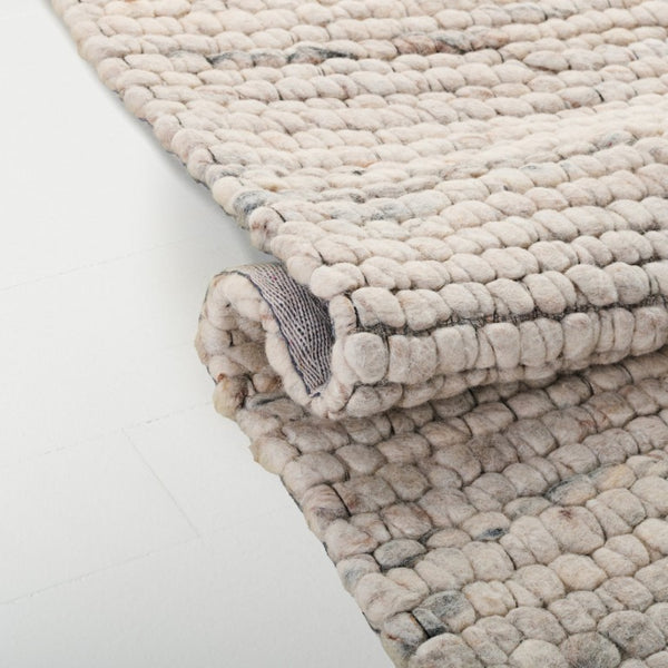 Safavieh Lrl Abram Handwoven Wool Runner Plush Beige Ivory Artisan Hallway Accent Rug 5'-0" x 8'-0" LRL6330A-5