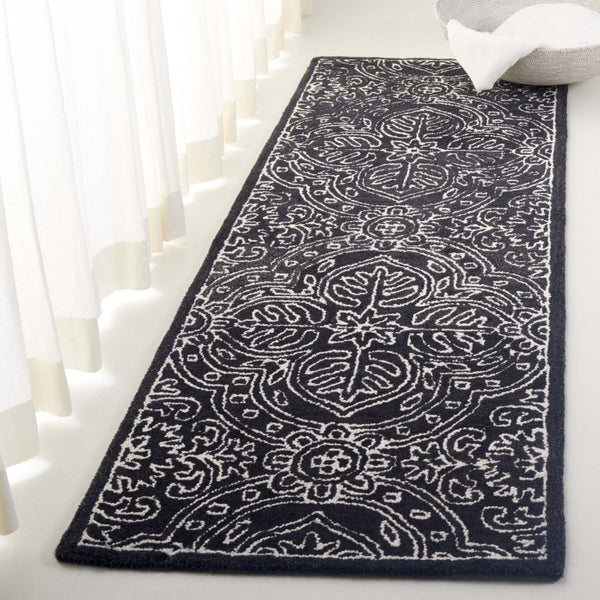 Safavieh Lrl Etienne Hand Tufted Wool Oriental Area Rug for Entryway Bedroom Hearth 2'-3" x 7'-0" LRL6603Z-27