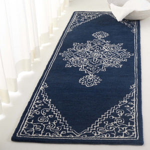 Safavieh Lrl Wesley Hand-Tufted Wool Oriental Accent Rug for Entryways and Bedroom Floors 2'-3" x 7'-0" LRL6604N-27