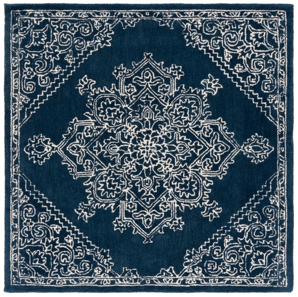 Safavieh Lrl Wesley Hand-Tufted Wool Oriental Accent Rug for Entryways and Bedroom Floors 5'-0" x 5'-0" (Square) LRL6604N-5SQ