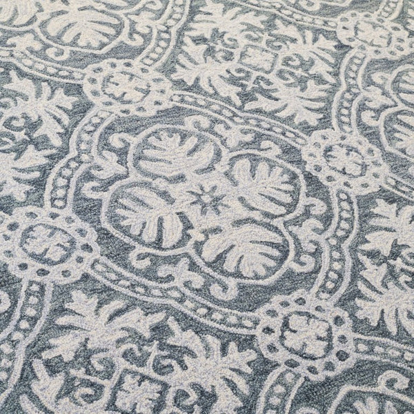 Safavieh Lauren Ralph Hand Tufted Wool Runner Oriental Hallway Rug in Silver Ivory Tones 4'-0" x 6'-0" LRL6606G-4