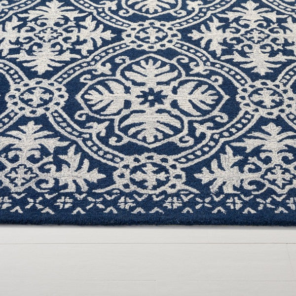 Safavieh Lauren Ralph Hand-Tufted Wool Runner Oriental Hallway Rug in Navy Blue Ivory 4'-0" x 6'-0" LRL6606M-4
