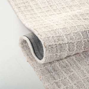Safavieh Lrl Hand Tufted Wool Cotton Runner Rug Soft Beige Ivory Solid Hallway Accent 6'-0" x 9'-0" LRL6929B-6