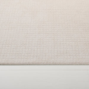 Safavieh Lrl Ivory Hand-Tufted Round Wool Rug — Soft Neutral Accent, Low-Profile Plush Feel, Artisanal Craftsmanship 5'-0" x 5'-0" LRL6930A-5R