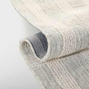 Safavieh Lrl Hand Tufted Wool Cotton Runner Rug Sage Ivory Solid for Hallway Entryway 5'-0" x 8'-0" LRL6931W-5