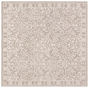 Safavieh Lrl Hand Tufted Wool Cotton Floral Accent Rug Classical Silver Ivory Bedroom 7'-0" x 7'-0" - Square LRL6935G-7SQ